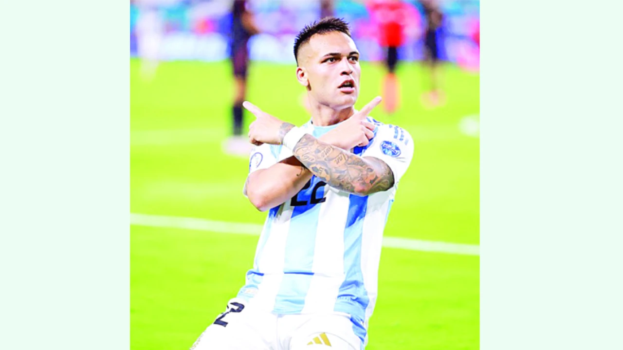 আর্জেন্টিনার গোলমেশিন মার্টিনেজ