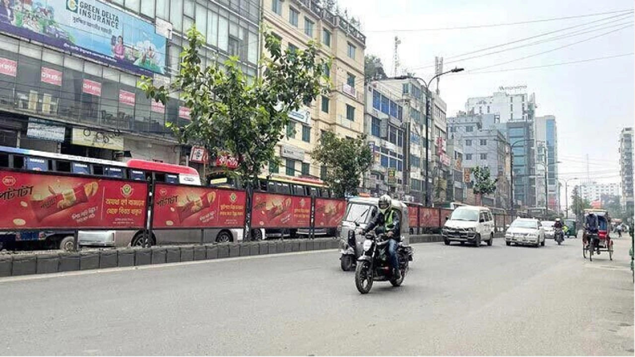 ঢাকার বাতাসে সুখবর, শীর্ষে কিনশাসা