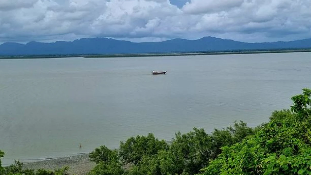 মিয়ানমার সীমান্তে ‘মাইন বিস্ফোরণে’ রোহিঙ্গা নিহত