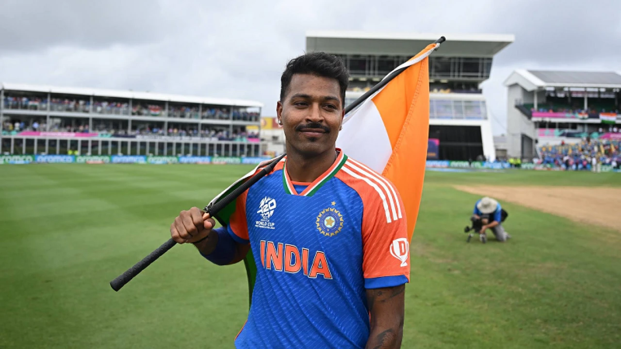 শীর্ষে এখন হার্দিক, পাঁচে সাকিব