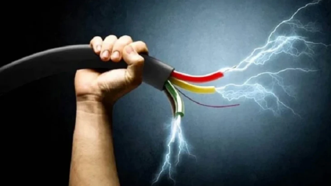 ডেমরায় বিদ্যুৎস্পৃষ্ট শ্রমিকের মৃত্যু