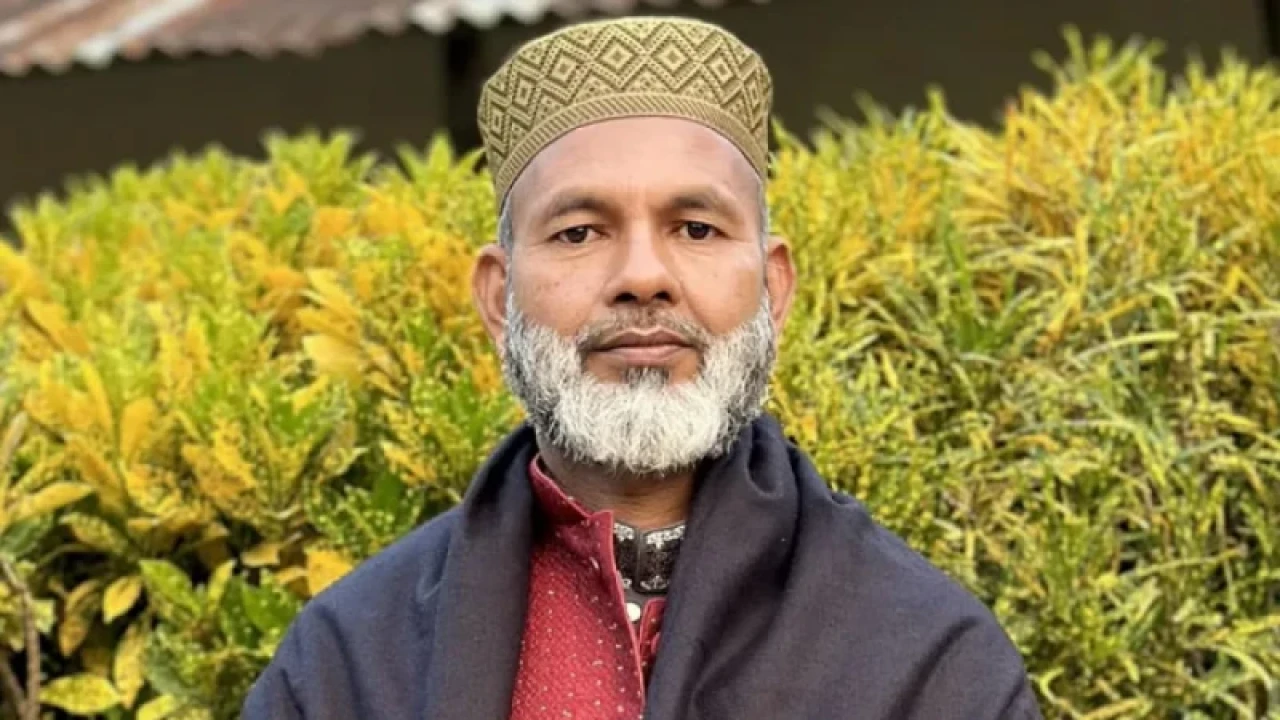 পিএসসির কোন চেয়ারম্যানের গাড়িচালক ছিলেন আবেদ আলী