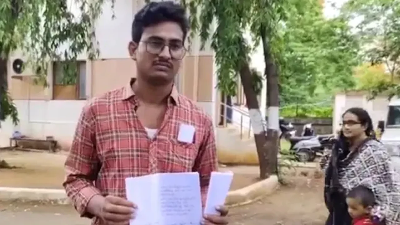 ফেসবুকে বিজ্ঞাপন দেখে কিডনি বিক্রি, বিপাকে অটোচালক