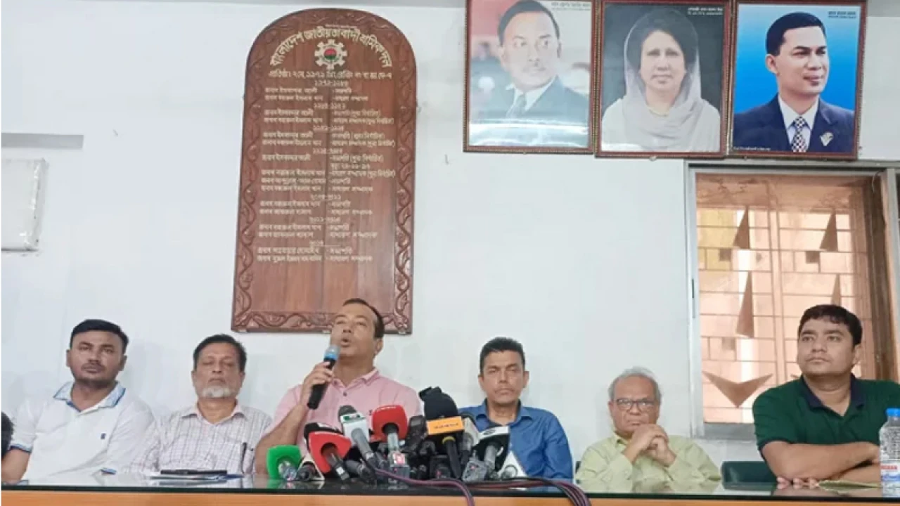 ‘সন্তানকে আমার বুকে ফেরত চাই’