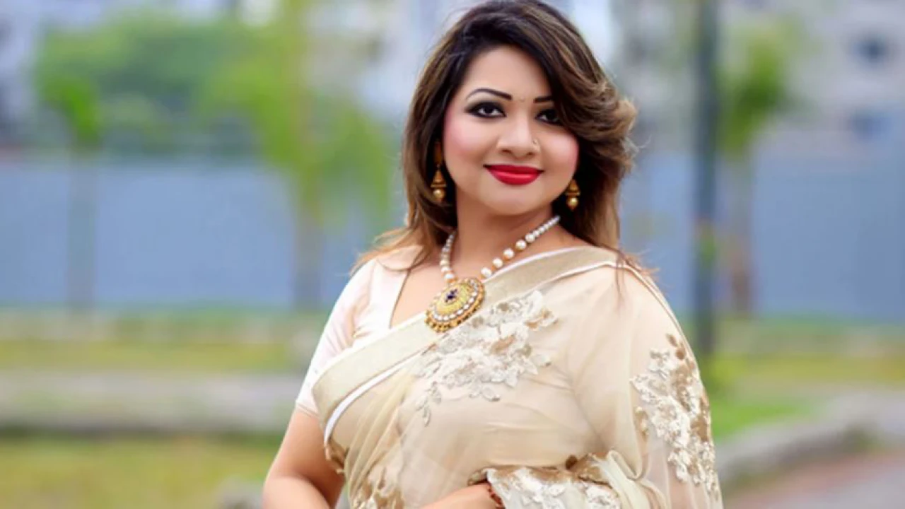 সস্তা গান করা সম্ভব না: আঁখি আলমগীর