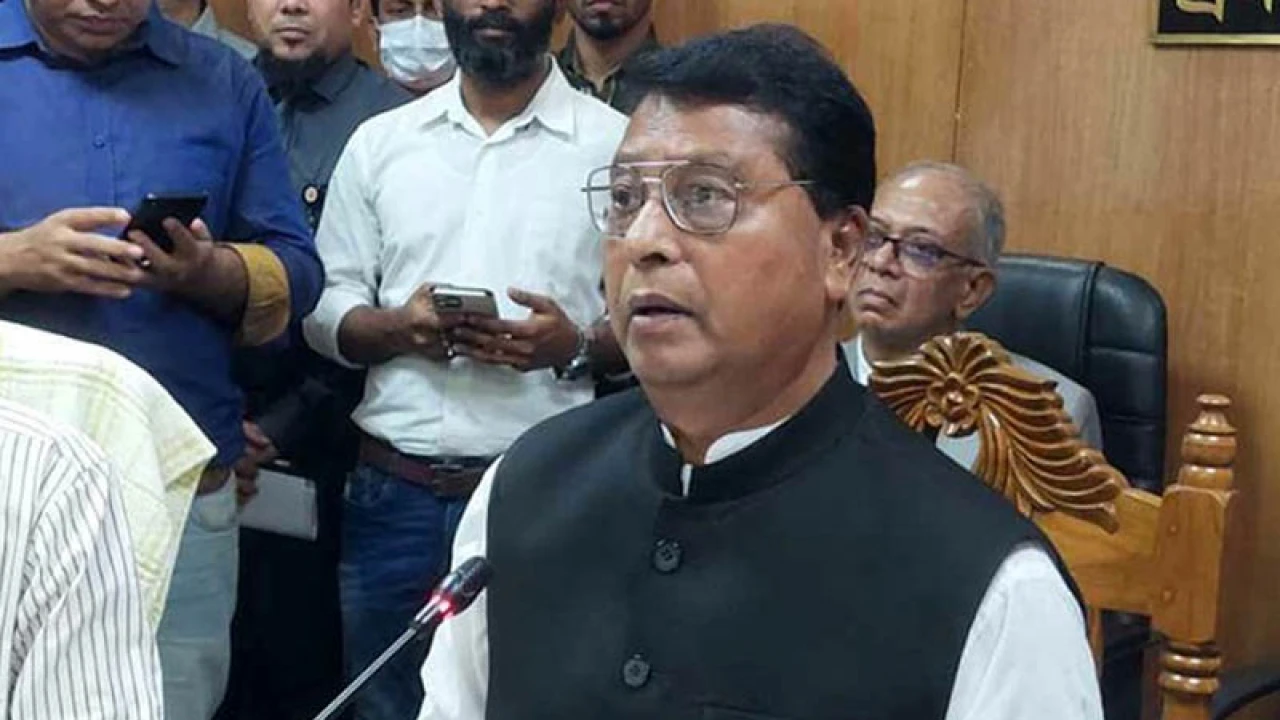 ‘তারেক জিয়া সন্ত্রাসীদের দিয়ে দেশকে ধ্বংস করার জন্য টাকা পাঠাচ্ছেন’