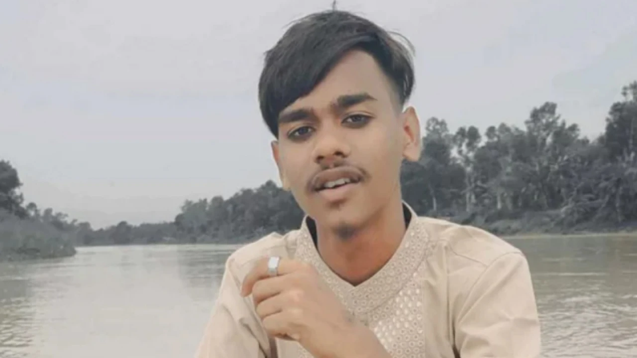 ‘আমার ছেলে তো কোনো রাজনীতি করত না’