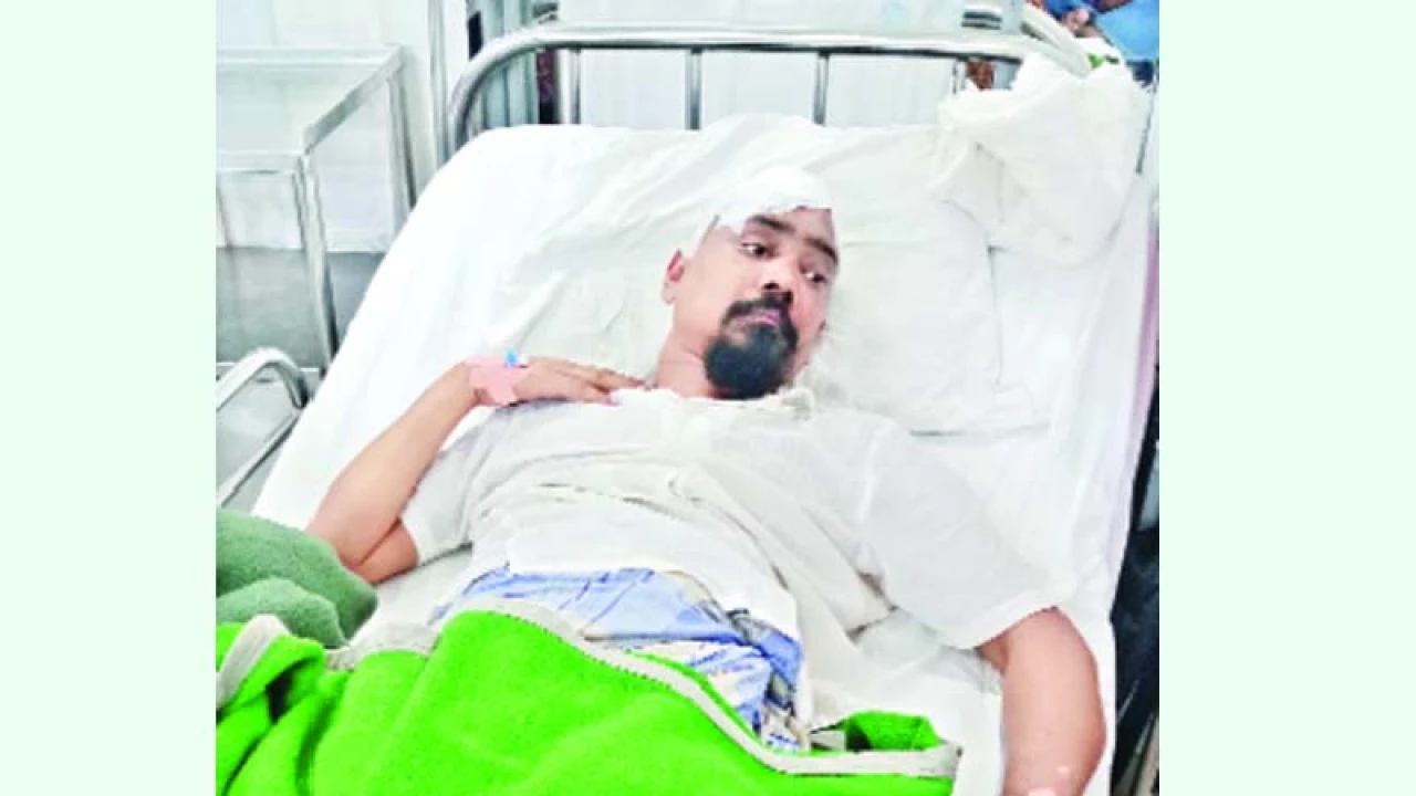 মানসিক ভারসাম্য হারিয়েছেন সুমন