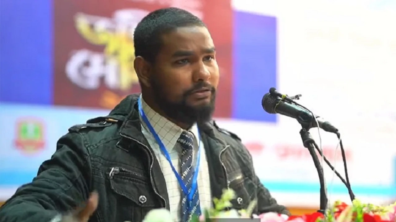 ব্র্যাক বিশ্ববিদ্যালয়ের সাবেক শিক্ষক আসিফ মাহতাবকে তুলে নেওয়ার অভিযোগ