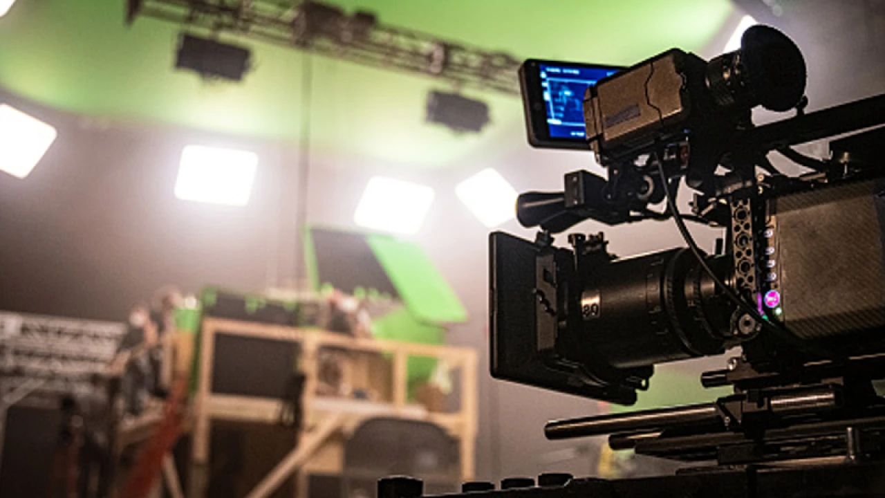 অনির্দিষ্টকালের জন্য কর্মবিরতিতে টালিউড