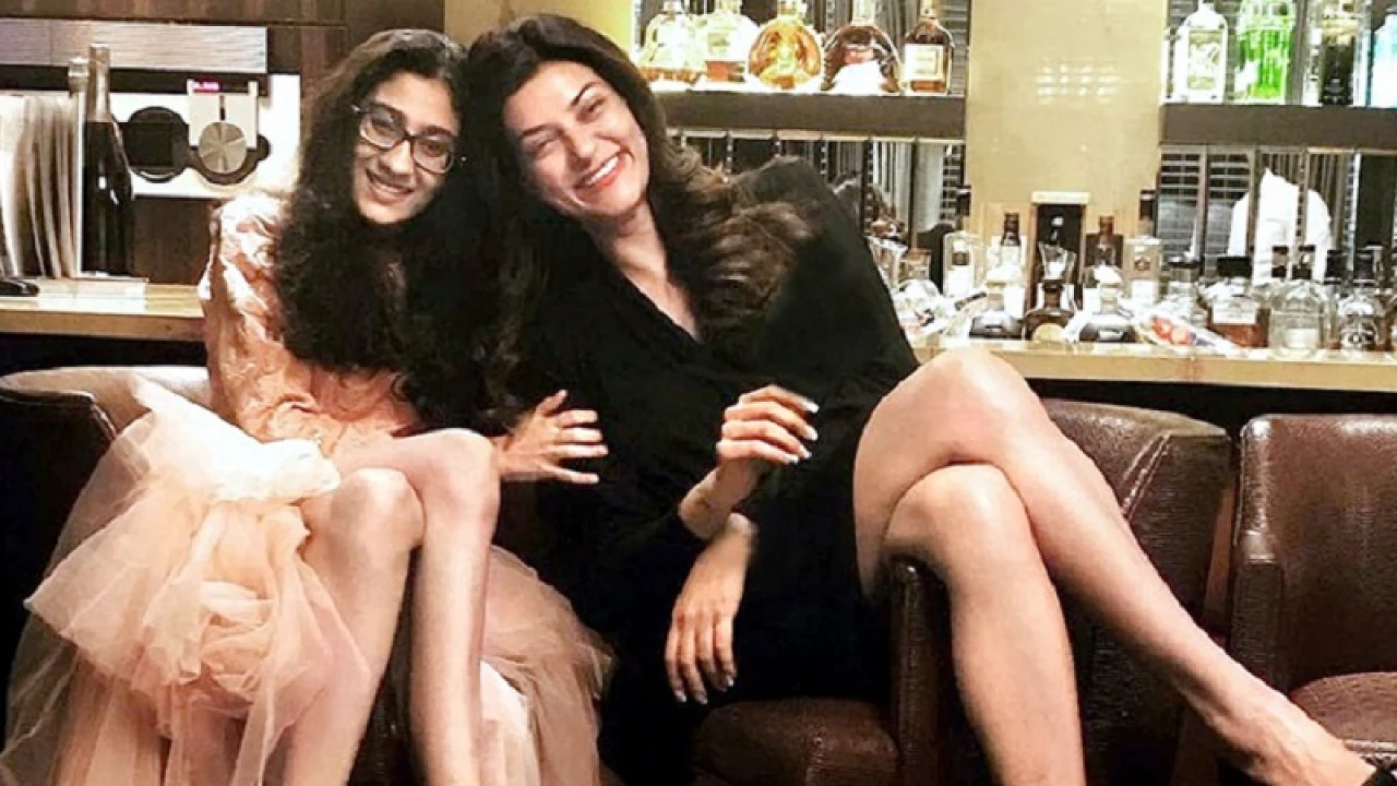 সুস্মিতার কন্যার বলিউডে অভিষেক