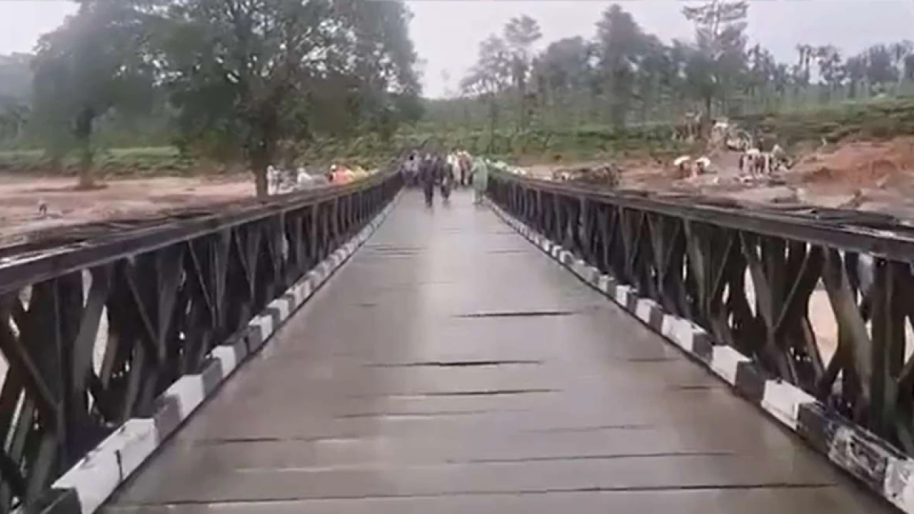 একদিনেই তৈরি হলো সেতু