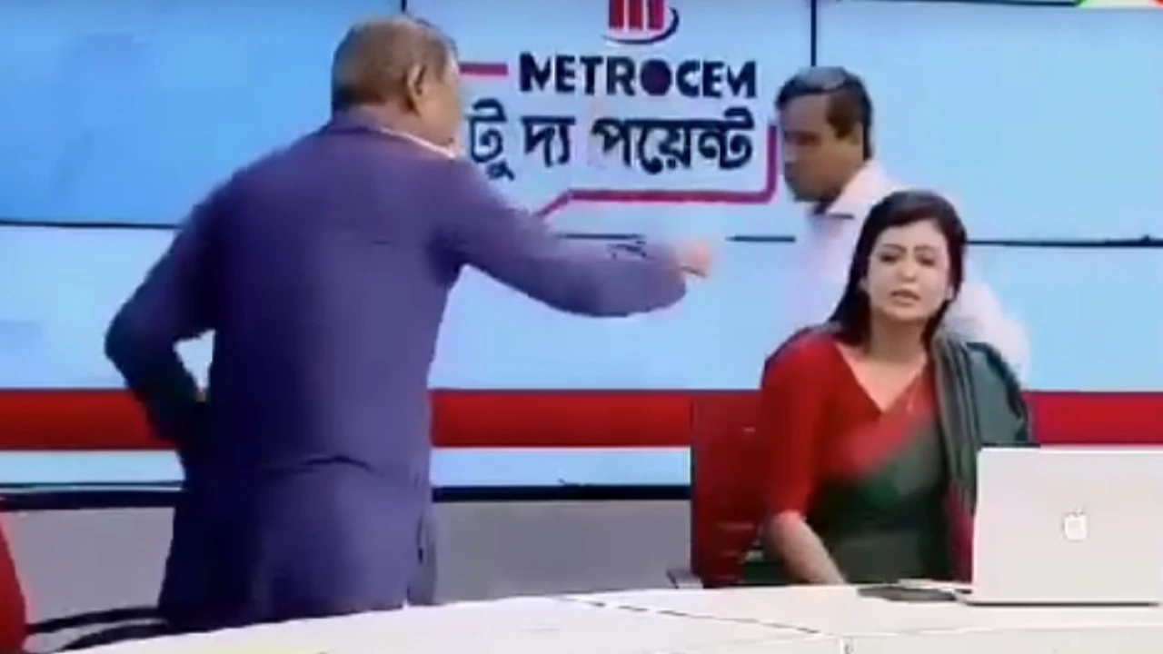 টকশো শেষেও উপস্থাপিকা দীপ্তির সঙ্গে তর্কে জড়িয়েছিলেন বিচারপতি মানিক