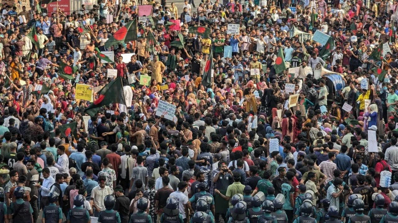 অসহযোগ আন্দোলন নিয়ে জরুরি নির্দেশনা দিলো কোটা আন্দোলনকারীরা