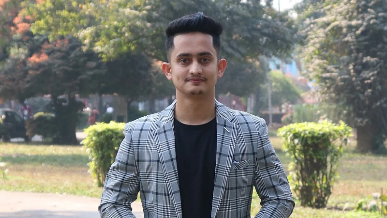 ফেসবুক আইডি ফিরে পেয়েই সারজিস আলমের কড়া স্ট্যাটাস