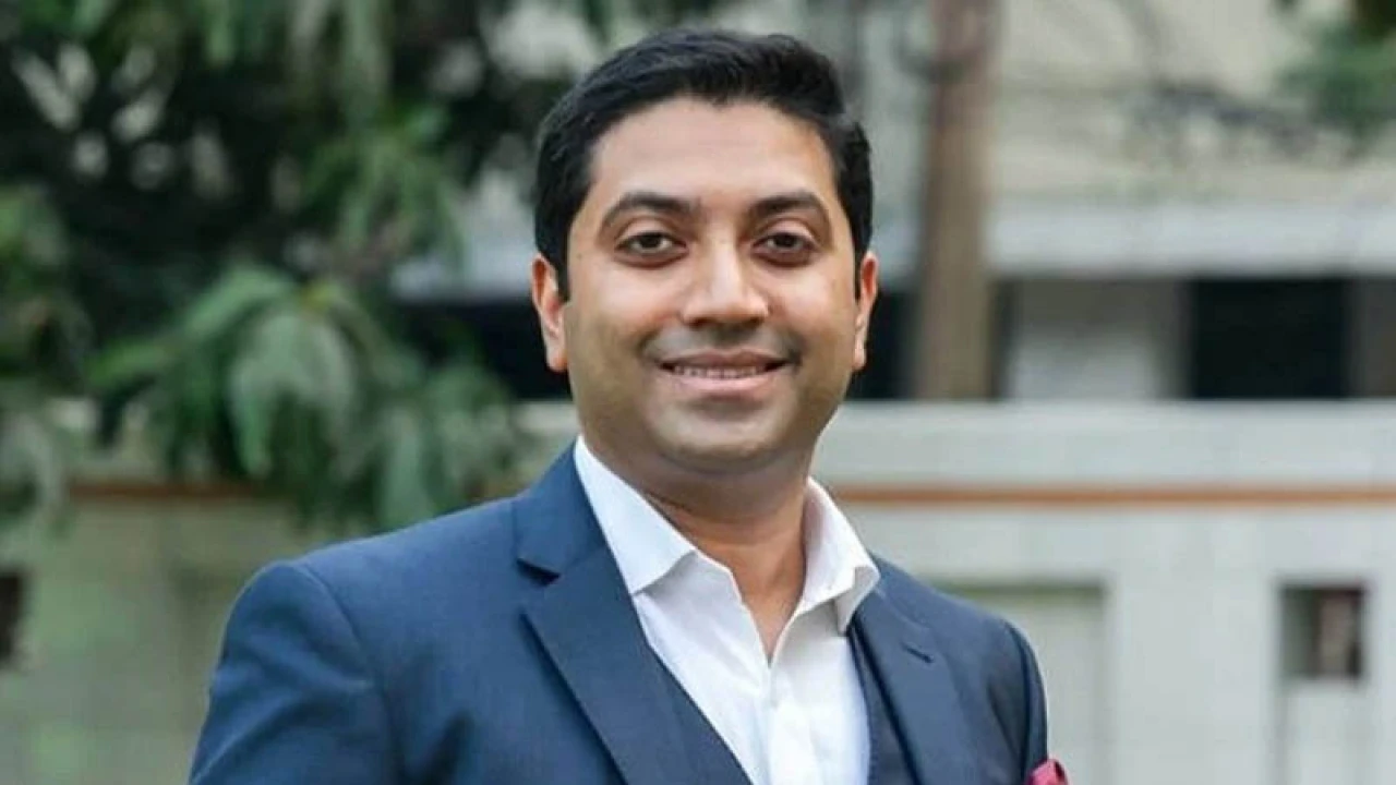 জনরোষ থেকে বাঁচতে হলে পদত্যাগ করুন: ববি হাজ্জাজ