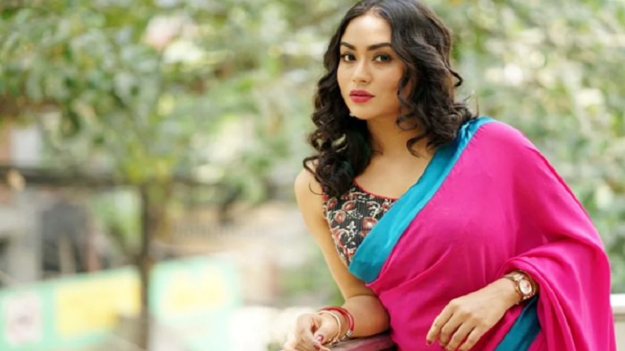 শিল্পী সংঘের নীরব অবস্থানের কারণে পদত্যাগ করলেন মম