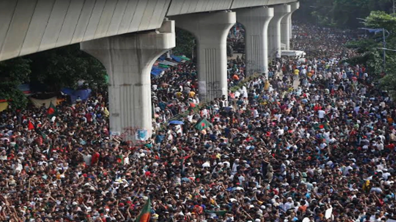 পতনের দিনেও নিহত ১১৭
