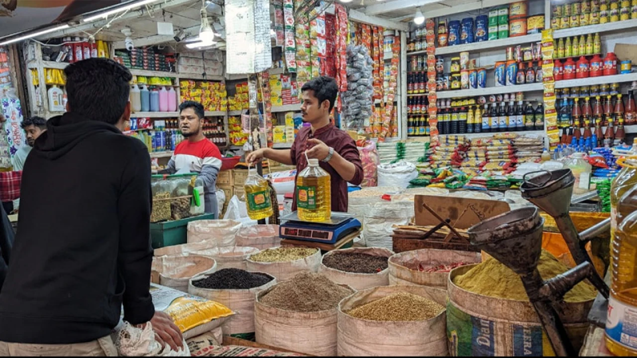 সড়কে-বাজারে চাঁদাবাজি নেই, কমছে পণ্যের দাম