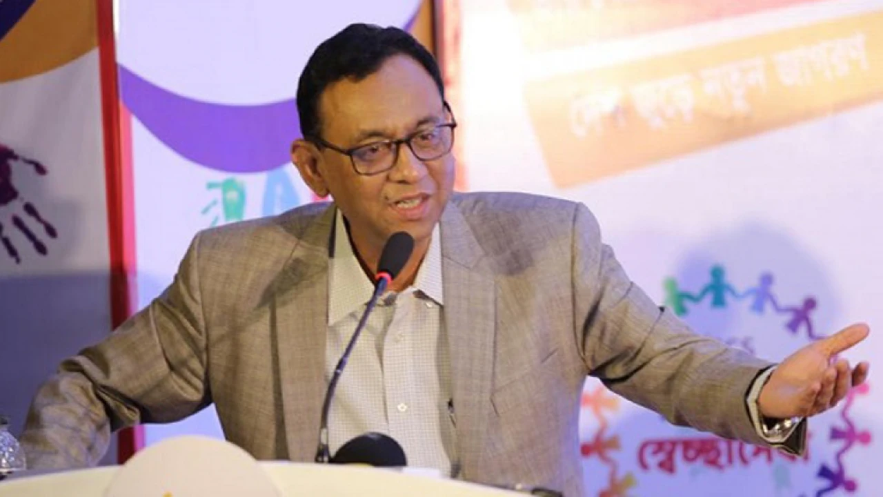 বাজার সিন্ডিকেটের নথিপত্র ছাত্রদের হাতে তুলে দেবেন ভোক্তার ডিজি