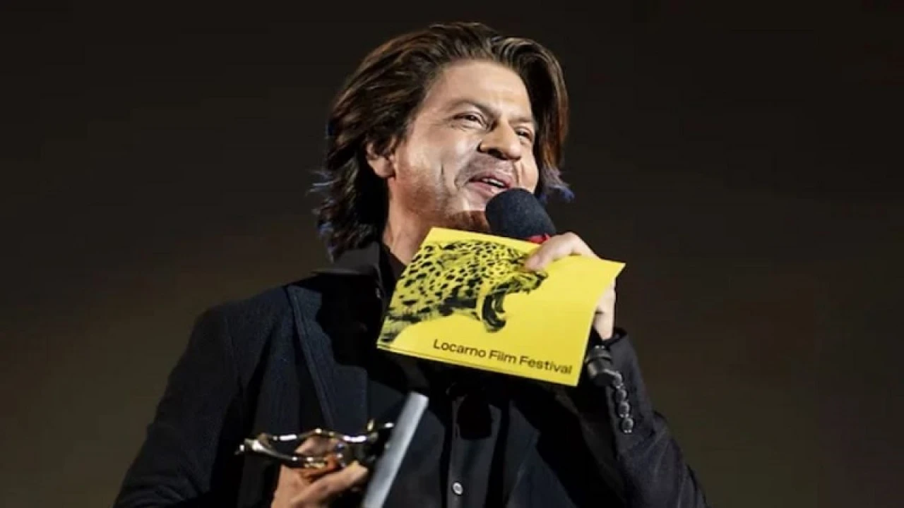 ‘লোকার্নো’ ভাষা শিখবেন শাহরুখ খান