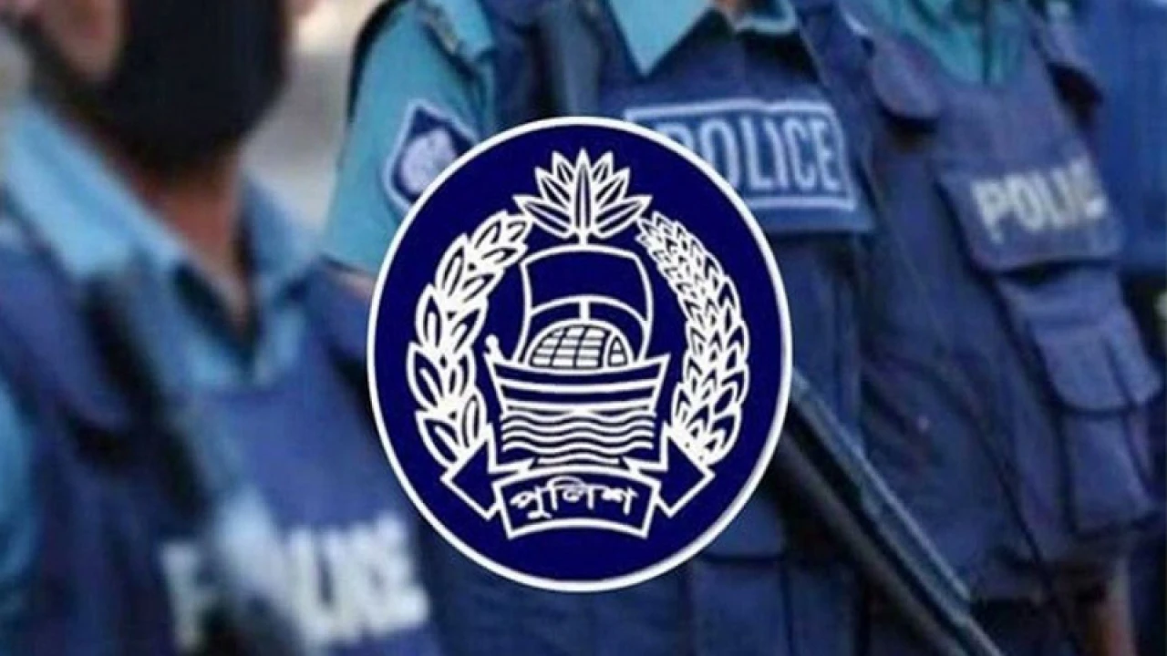 বদলে যাচ্ছে পুলিশের ইউনিফর্ম ও লোগো