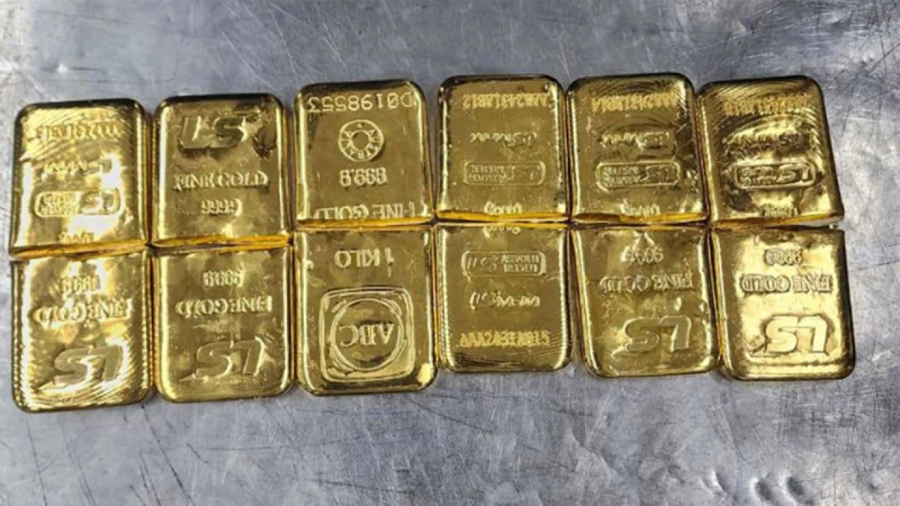 শাহজালাল বিমানবন্দরে ৬ কেজি স্বর্ণ উদ্ধার, বিমানযাত্রী আটক