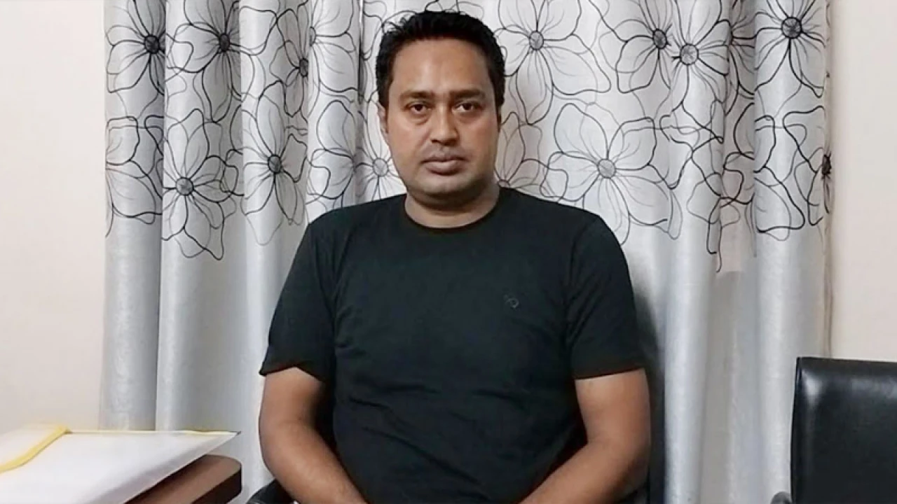 ভারতে পালানোর সময় নিজাম হাজারীর পিএস আটক