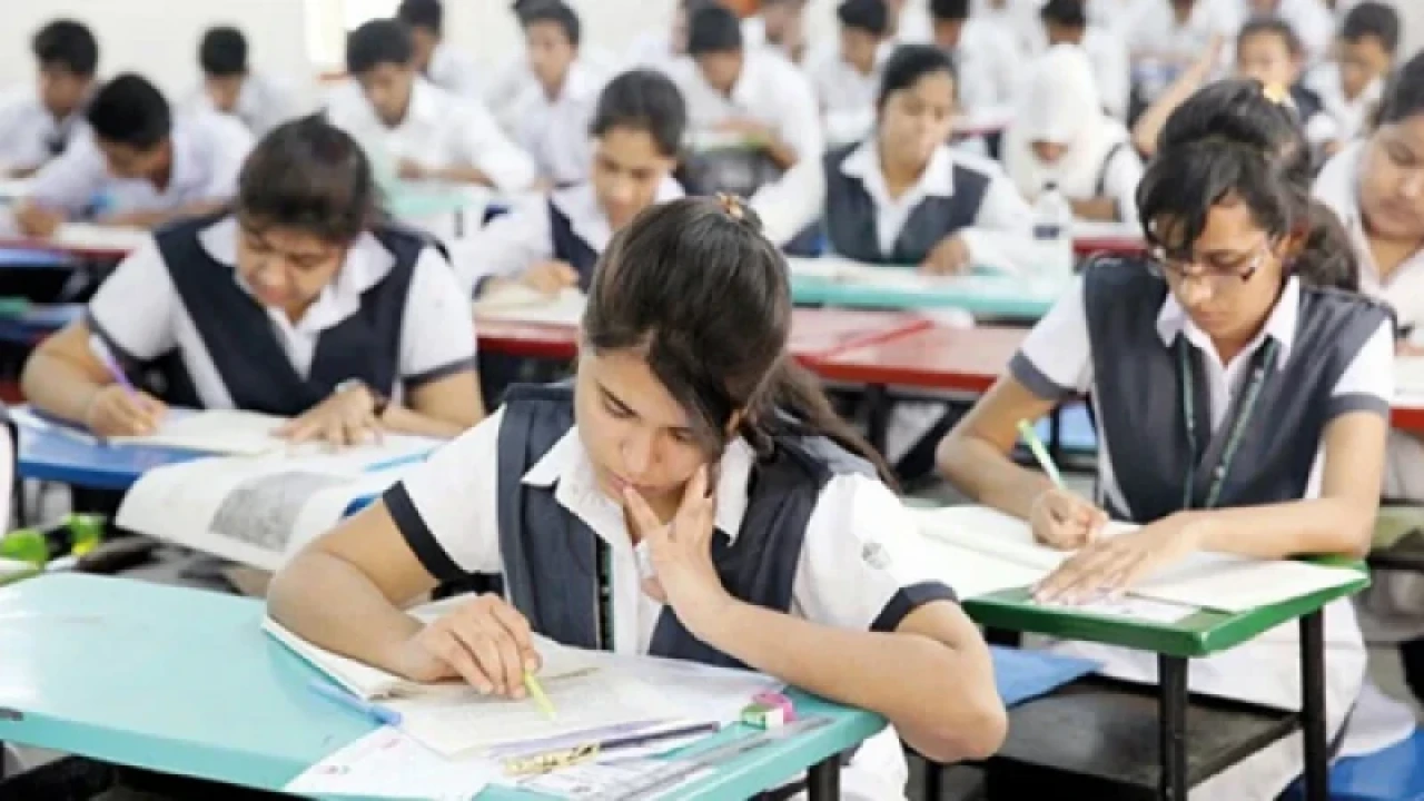 এইচএসসির স্থগিত পরীক্ষার সূচি প্রকাশ