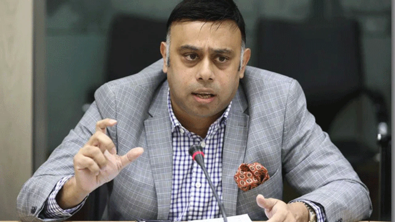 বিএসইসির চেয়ারম্যান পদে যোগ দেবেন না মাশরুর রিয়াজ