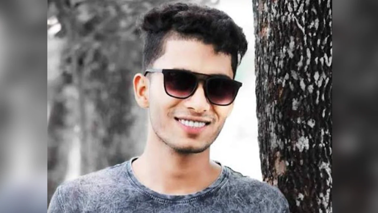 গ্রামের বাড়িতে ফিরতেই ছাত্রলীগকর্মীকে পিটিয়ে হত্যা