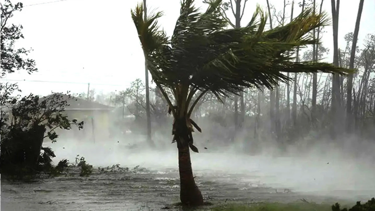 দুপুরের মধ্যে ১৩ জেলায় ঝড়ের আশঙ্কা