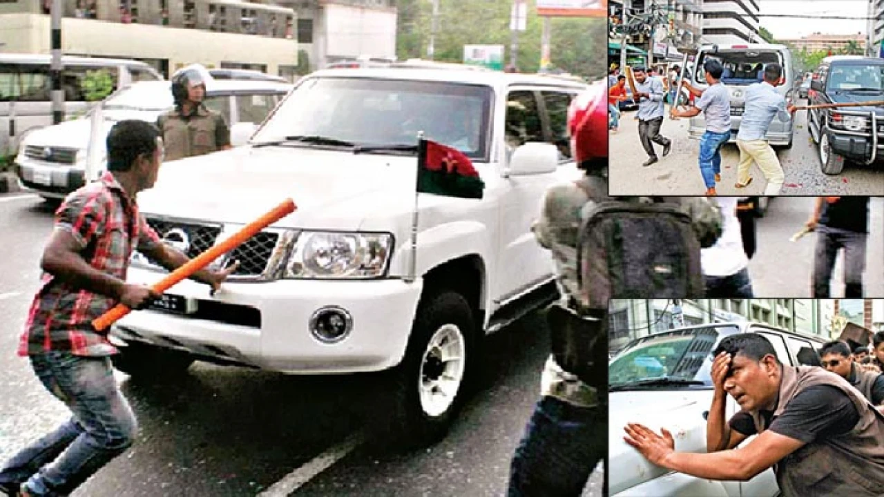 খালেদা জিয়ার গাড়িবহরে হামলা: শেখ হাসিনার বিরুদ্ধে মামলা