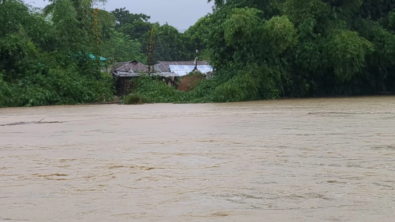 টানা বৃষ্টিতে খাগড়াছড়িতে নিম্নাঞ্চল প্লাবিত