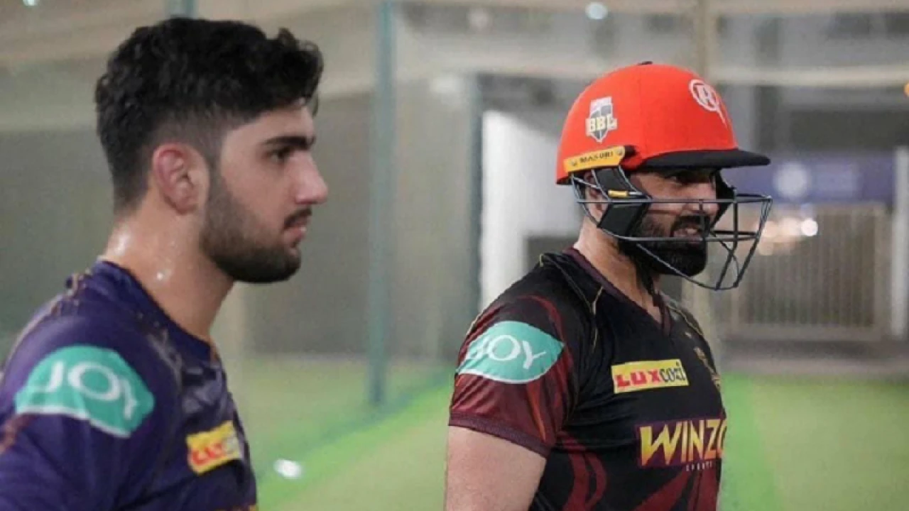 কাবুলে পিতার সঙ্গে লড়াইয়ে পুত্রের জয়