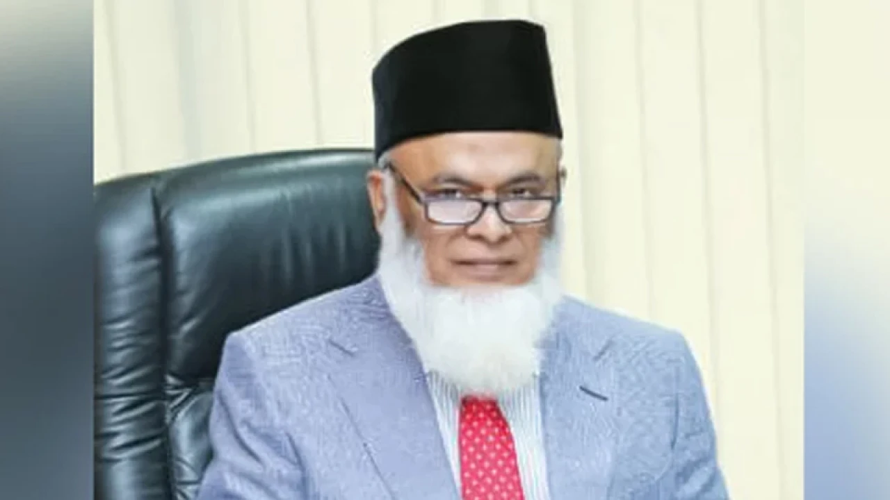 এক্সিম ব্যাংক চেয়ারম্যানের ব্যাংক হিসাব স্থগিত