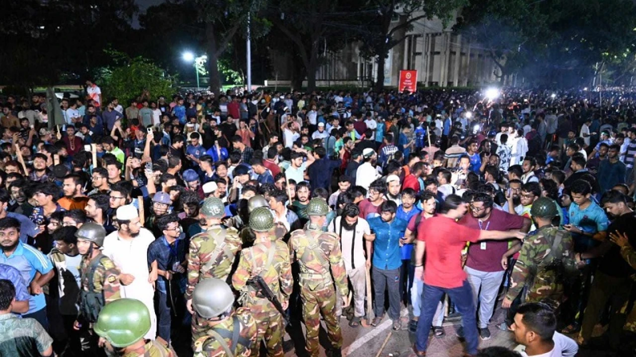 আনসার-শিক্ষার্থী সংঘর্ষের সূত্রপাত যেভাবে (ভিডিও)