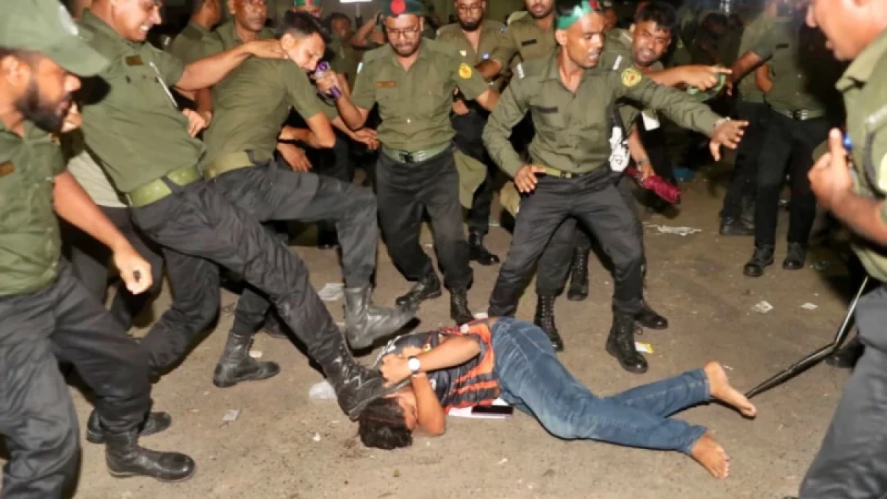 বেশিরভাগ প্রতিষ্ঠান থেকে আনসার উধাও