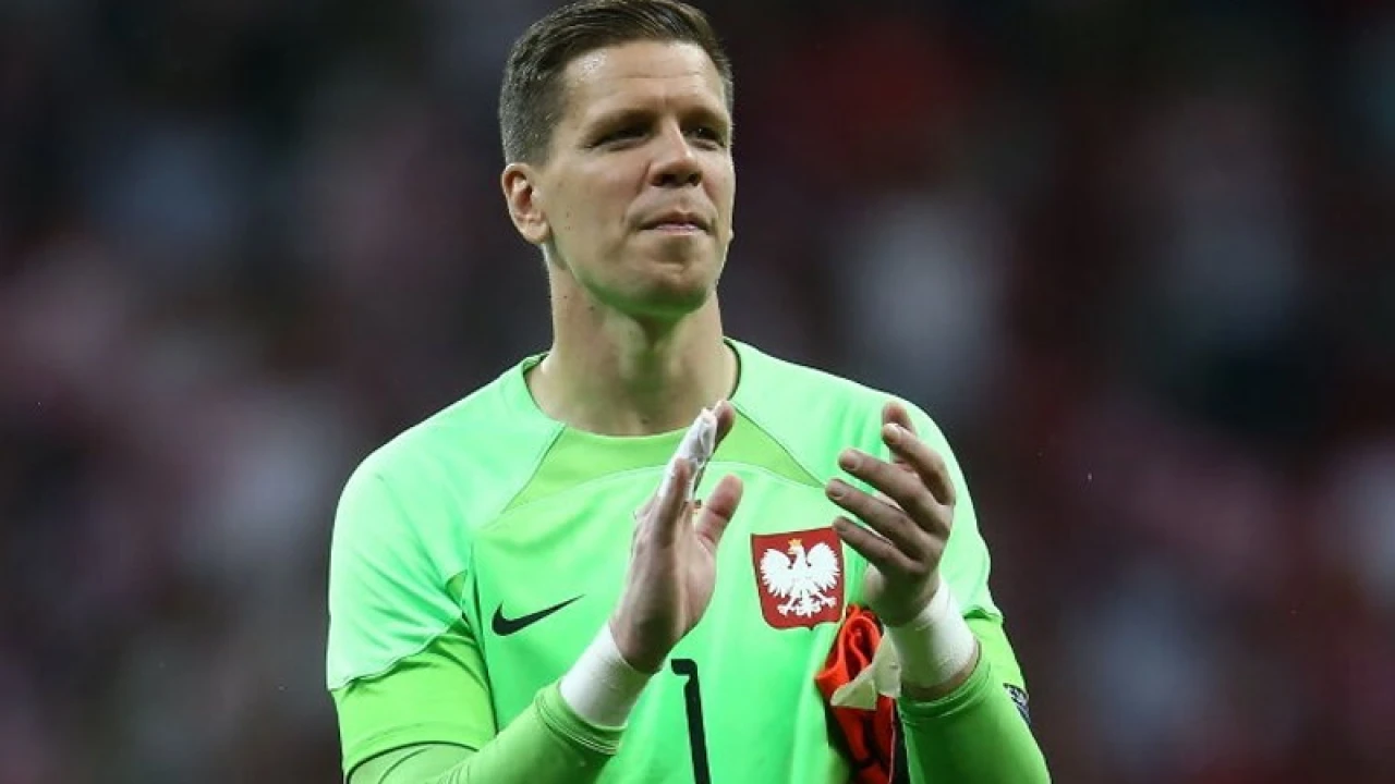 ফুটবলকে বিদায় স্ট্যাসনির