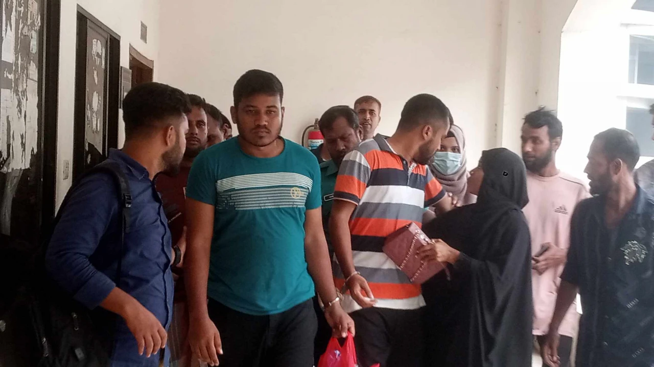 ৬ আনসার সদস্য রিমান্ডে