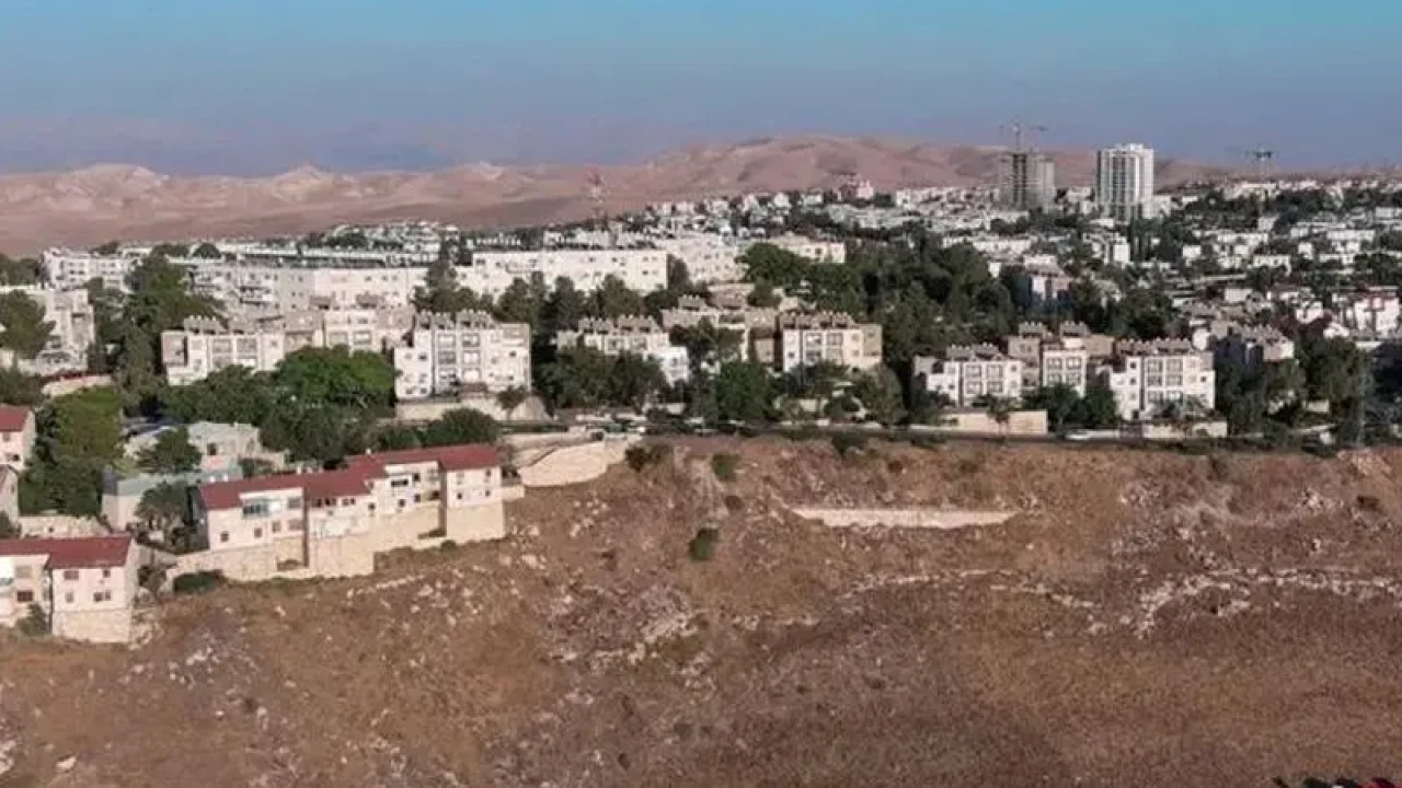 যেভাবে পশ্চিম তীর দখল করছে ইসরায়েল