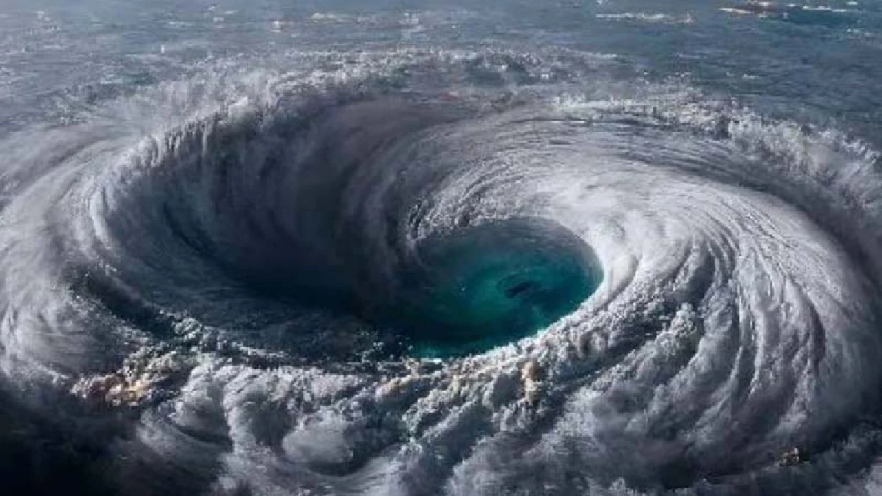 ২৪ ঘণ্টার মধ্যে উপকূলে আছড়ে পড়তে পারে ‘আসনা’