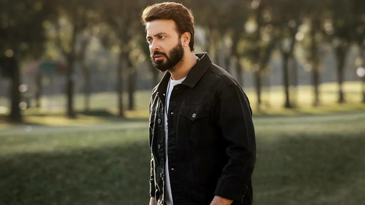 তোপের মুখে শাকিব খান