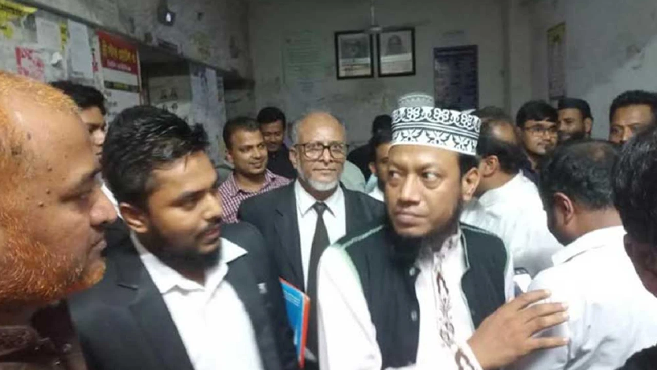 আমির হামজা, হারুন ইজহার, গুনবী ও উসামাসহ ৬ জনকে অব্যাহতি