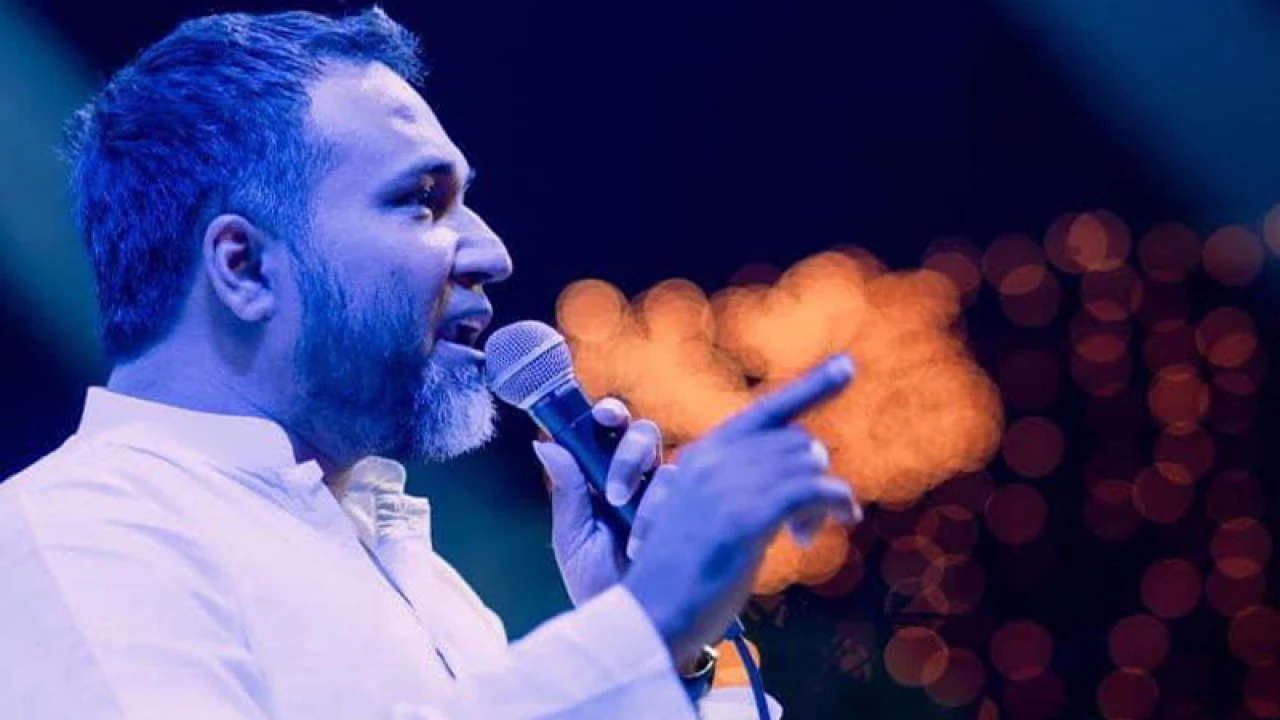 ক্ষুব্ধ তাপস, ফেরদৌস-অরুণা বিশ্বাসকে নিয়ে ফেসবুকে স্ট্যাটাস