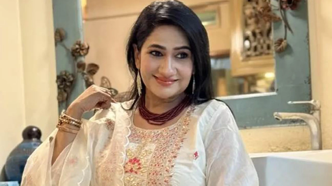 আলো আসবেই’র মতো আরও একটি গোপন গ্রুপের কথা জানালেন মনিরা মিঠু