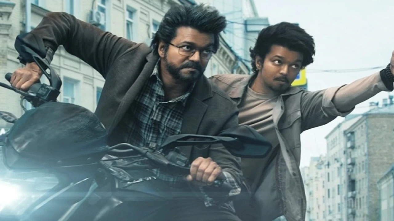 বক্স অফিসে প্রথম দিনেই আয় ১০০ কোটি