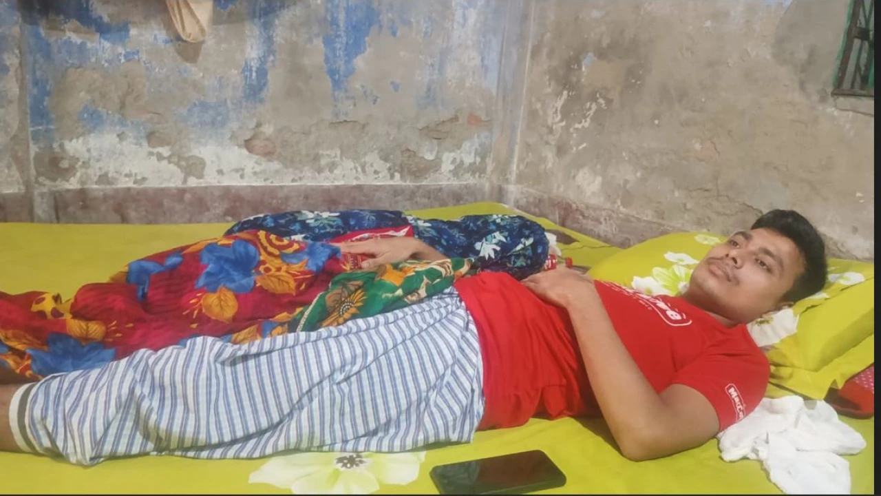 বুলেটবিদ্ধের যন্ত্রণা থেকে মুক্তি মেলেনি হাসিবের