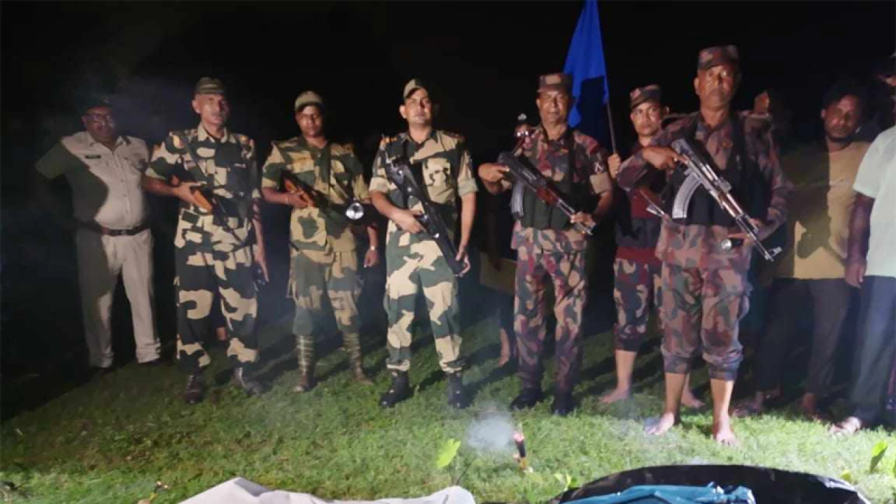 গভীর রাতে স্কুলছাত্রের মরদেহ ফেরত দিল বিএসএফ