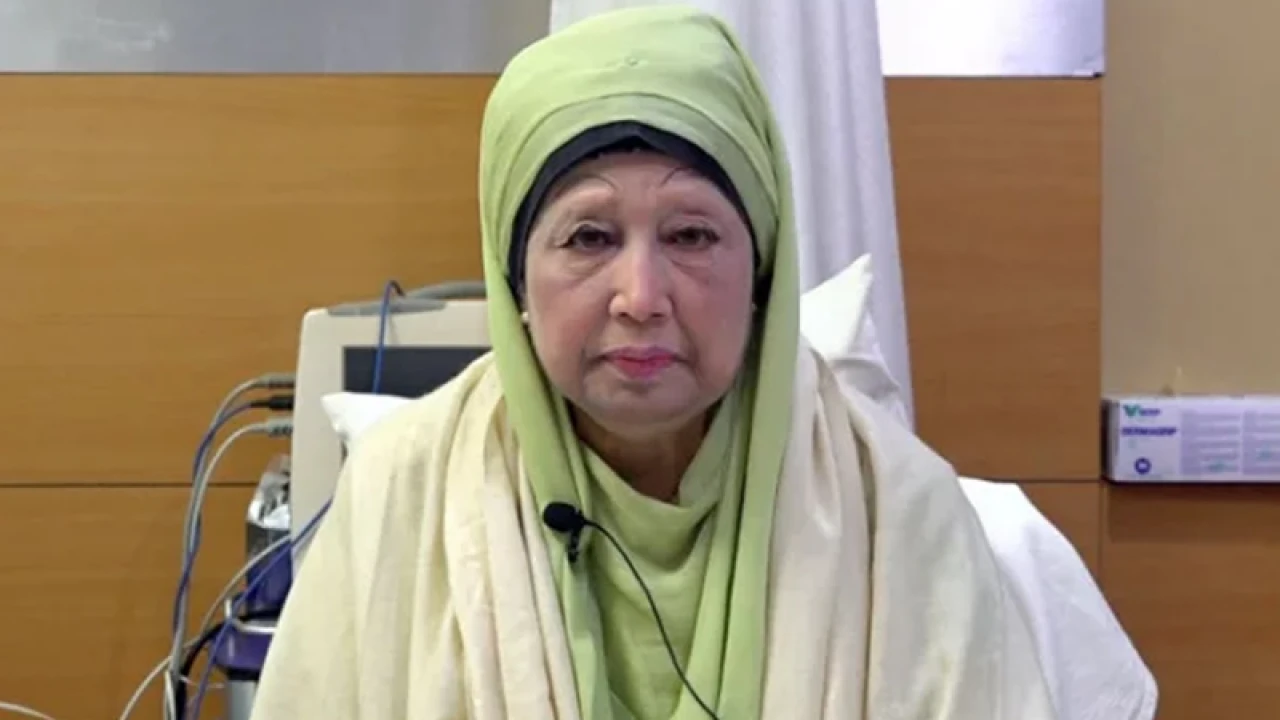 মধ্যরাতে হাসপাতালে খালেদা জিয়া